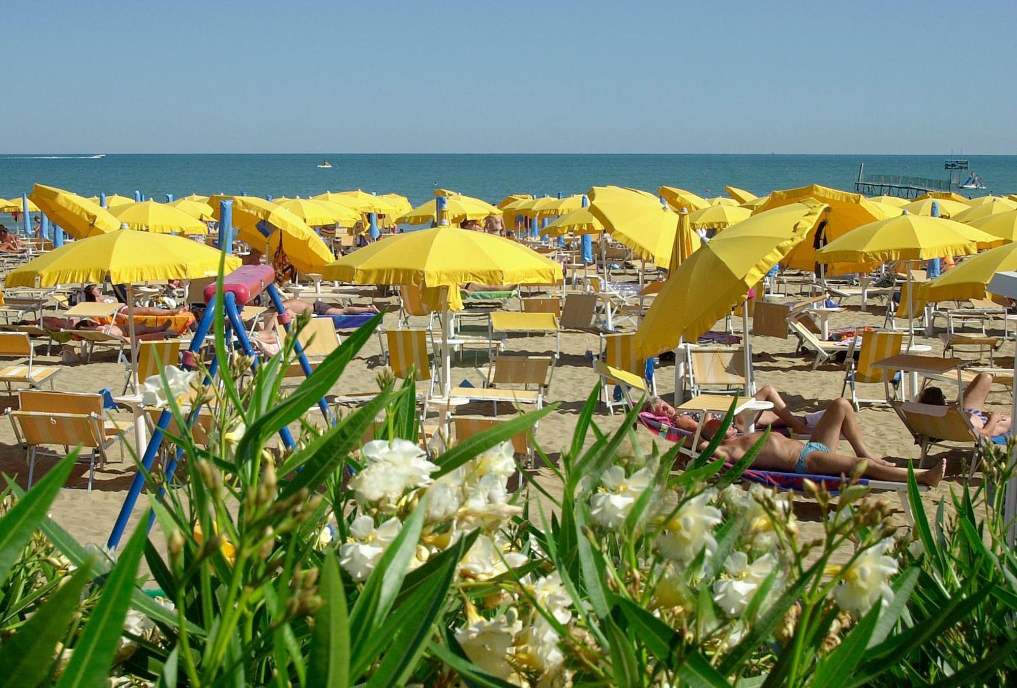 Hotel Wally Lido di Jesolo Exterior photo